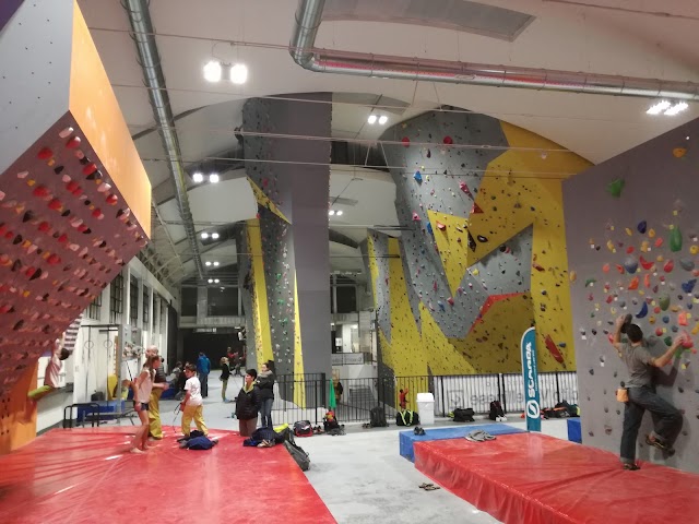 Manga Climbing