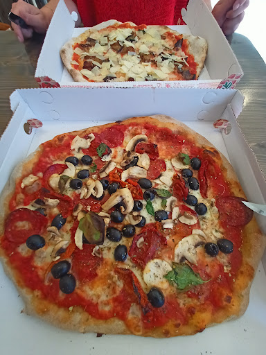La Bottega Della Pizza Da Samantha - Thumbnail