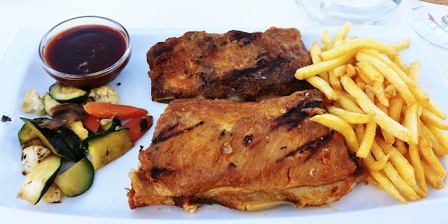 Acqua Bar & Steakhouse