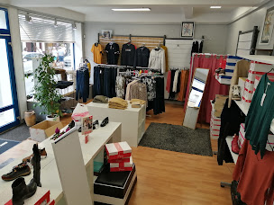 Photo n°5 de La Collection Excideuil à Excideuil (Magasin de chaussures)