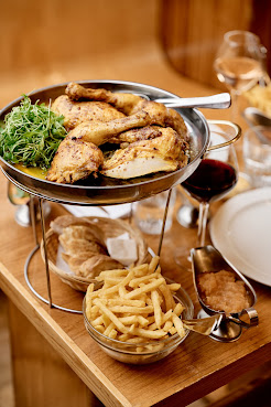 Le Variétés by null