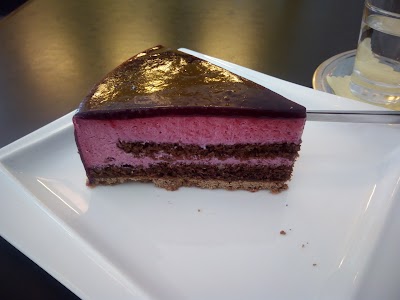 Photos of Caf&eacute; Issel