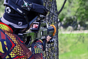 Photo n°10 de Ardeche Paintball, Laser Game, Archery Tag, Gellyball - Adventure Camp à Grospierres (Centre de laser game)