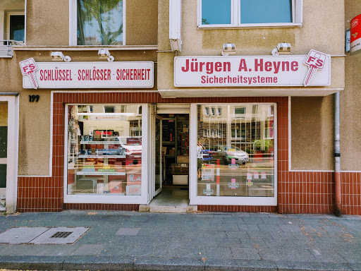 Heyne GmbH Schlosserei und Sicherheitstechnik Logo