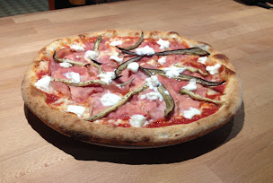 Photo n°12 de Le 9 Pizza à Aix-les-Bains (Pizzas à emporter)