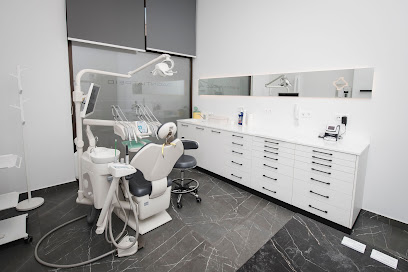 ΝΑΖΑΡΟΓΛΟΥ ΙΩΑΝΝΗΣ IMPLANT C. DENTAL