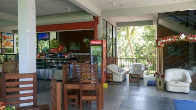 Photos of Hotel Arana - Aralaganwila