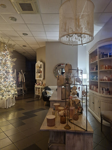 Comentarii opinii despre Charm'Elle Esthétique