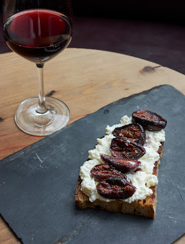 Eli's Essentials And Wine Bar by null