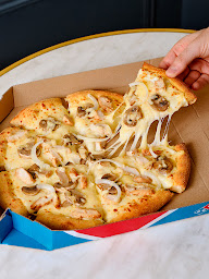 Photo n°29 de Domino's La Rochelle - Centre à La Rochelle (Pizzeria)