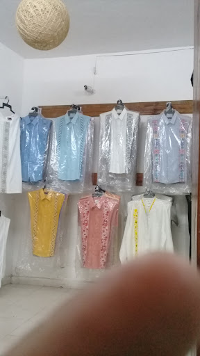 Guayaberas Diplomática Yucateca Gallery - Mexico