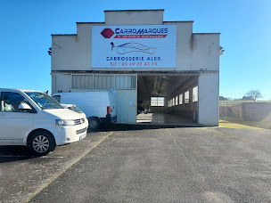 Photo n°2 de Carrosserie Alex à Loudun (Atelier de carrosserie automobile)