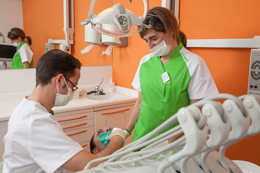 Clínica dental Caredent Villalba