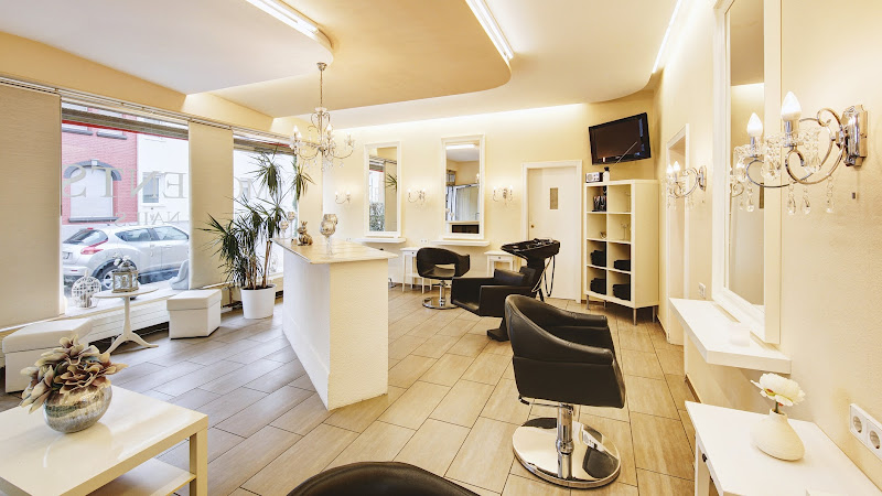 Friseursalon Moment'S Hairdesign Kernen
