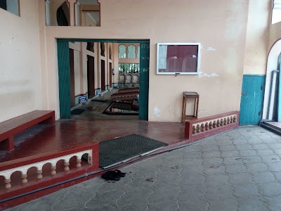 Photos of Grand Jummah Mosque