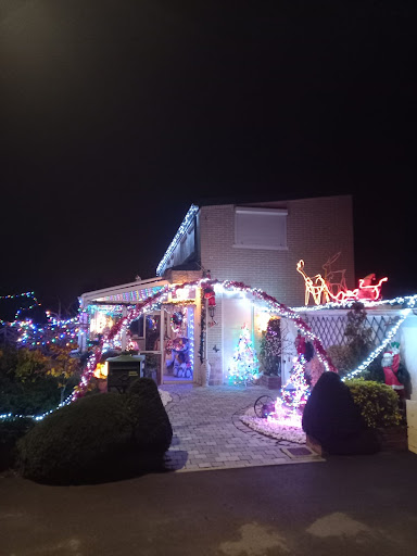 Maison du Père Noël à BUGNICOURT - Thumbnail