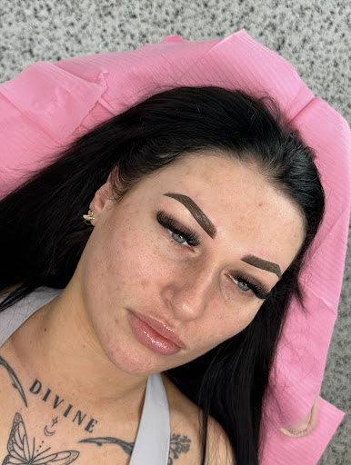 Emily Maria Cosmetics - Eyebrow & Lip Tattoos Gold Coast - Thumbnail