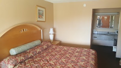 Photos of Bayside Inn Pinellas Park