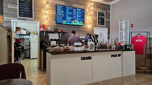 ECHO Coffee House - Visual