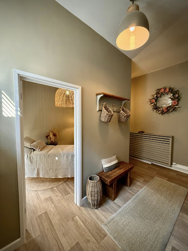 Aimee's Holistic Escape