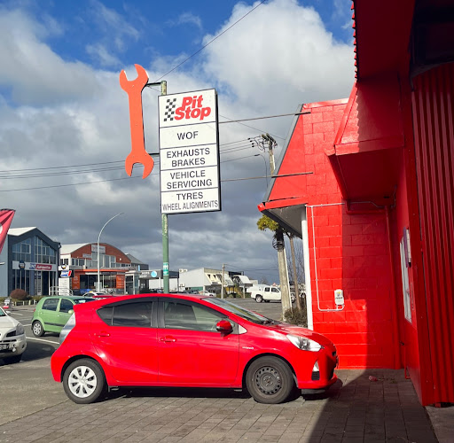 Pit Stop Taupo - Thumbnail