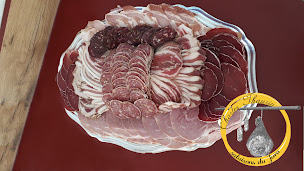 Photo n°39 de Salaisons du Jura - Charles Thaurin et Cie à Cernans (Boucherie-charcuterie)