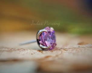Photo n°24 de Judas Piercing à Mulhouse (Bijouterie)