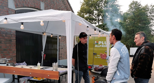 Bas Barbecue - Visual