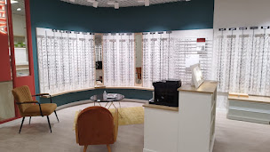 Photo n°3 de Le Collectif des Lunetiers Le Château D'Olonne - SO FEEL OPTIC à Les Sables-d'Olonne (Magasin de lunettes de soleil)