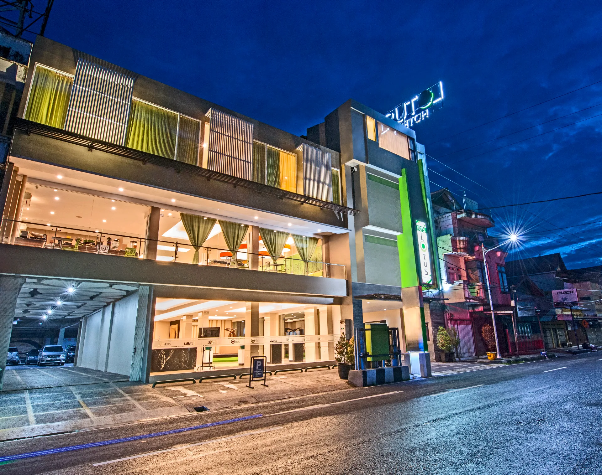 Lotus Hotel, Subang