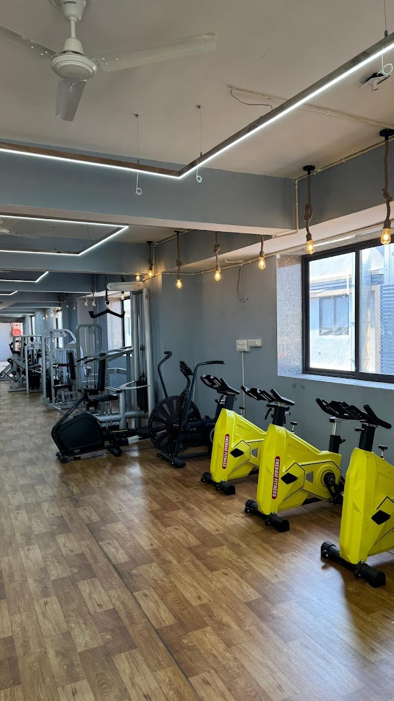 Iconic Gym Himatnagar