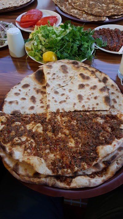 Tuba Lahmacun