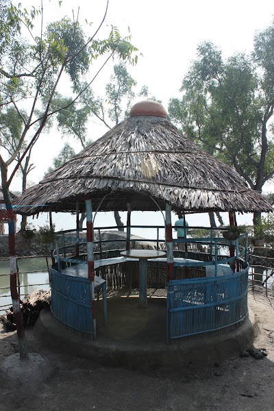 Photos of Uralmon Ethnic Place & Boat Tour