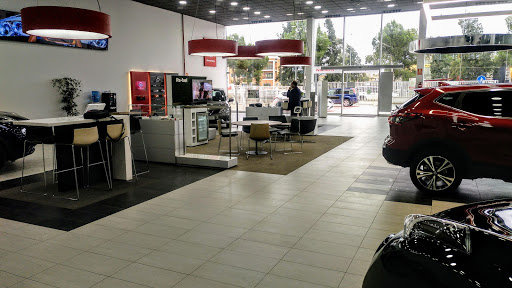 Nissan Quart de Poblet Almenar Gallery - Spain