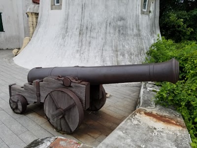 Photos of Guia Hill Military Tunnels