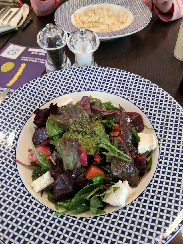 Carluccio's