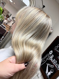 Photo n°17 de Style Et Beauté Coiffure à Beaufort-en-Anjou (Barbier)