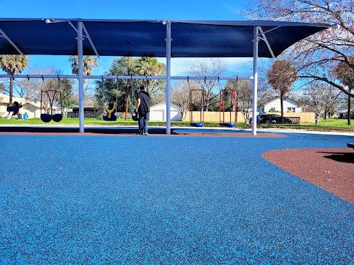 Bauer Park - Visual