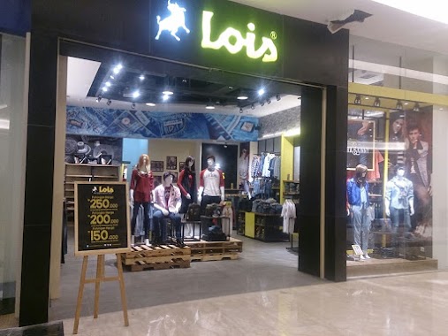 Lois Jeans Store, Author: Lois Jeans Ind