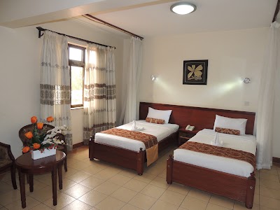 Photos of Hennessis Hotel