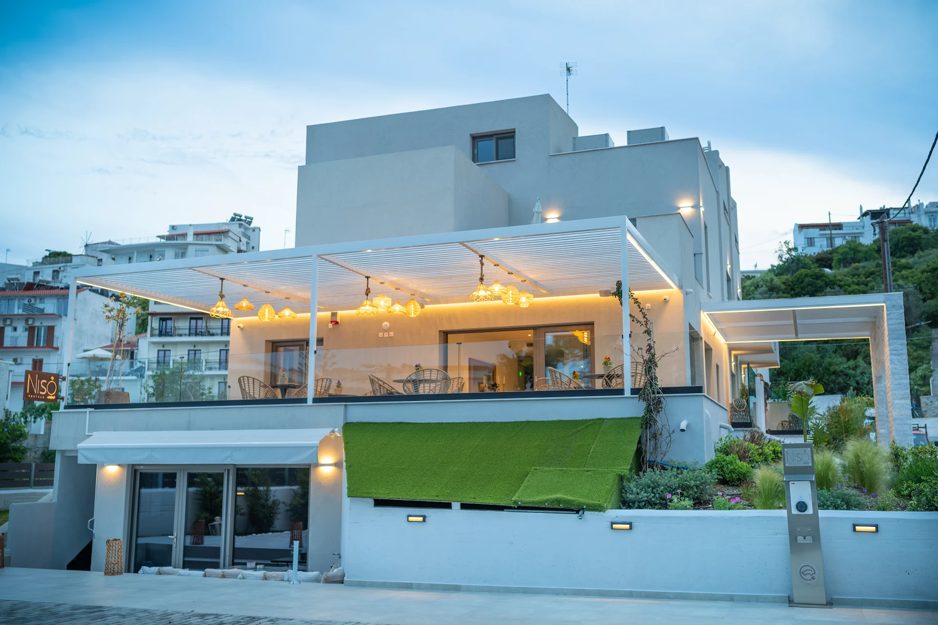 Niso Skiathos