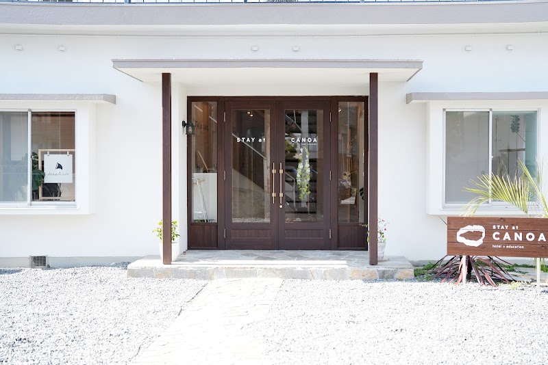 STAY at CANOA / 一棟貸しの宿