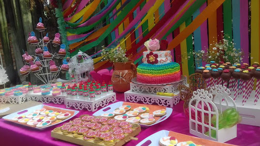 "NANCY CAKES" - Visual
