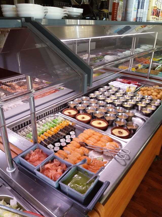 RESTAURANTE GRAN MUNDO WOK BUFFET LIBRE