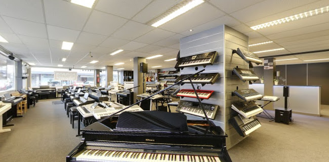 Keyboardcentrum, digitale piano's & synthesizers Eindhoven telefoonnummer