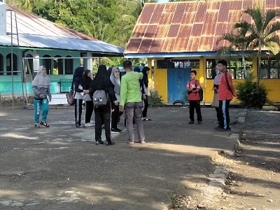 Photos of Mallenreng Beach