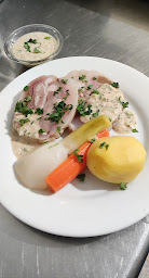 Photo n°1 de Le Pitchounet à Entraigues (Restaurant français)