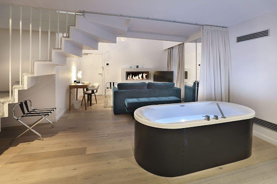 Petit Hôtel Confidentiel · Hôtel 5 étoiles by null