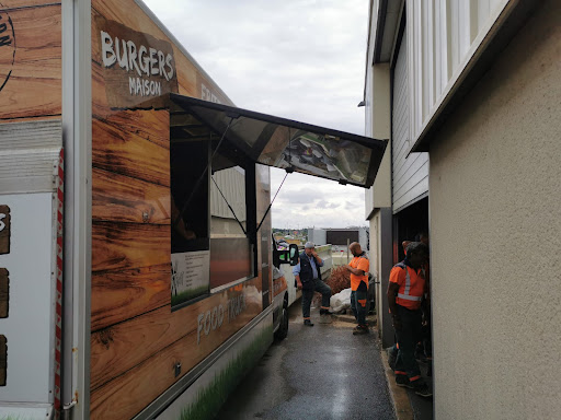 Photo 1 - Les maîtres du burger