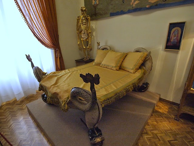 Théâtre-musée Dalí